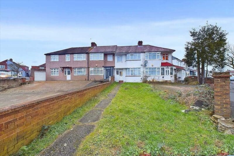 Raeburn Road, Edgware