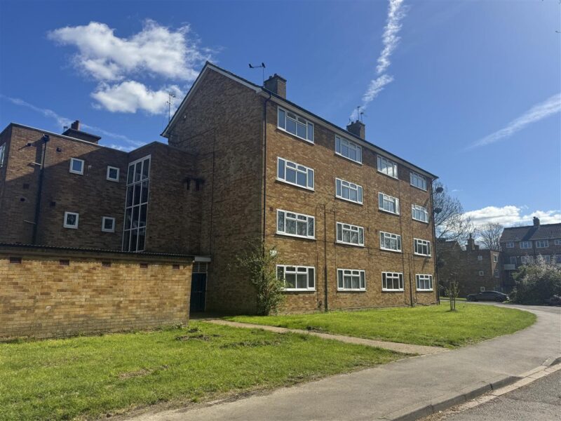 Vanbrough Crescent, Northolt