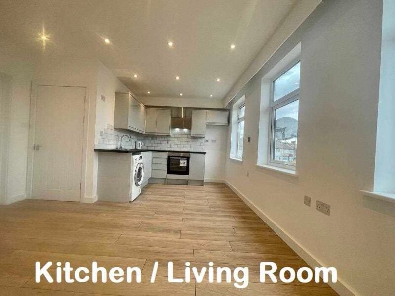 A Blenheim Road, Harrow