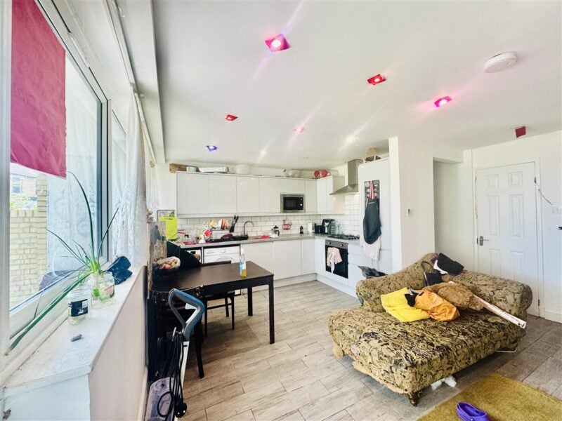 Leontine Close, Peckham